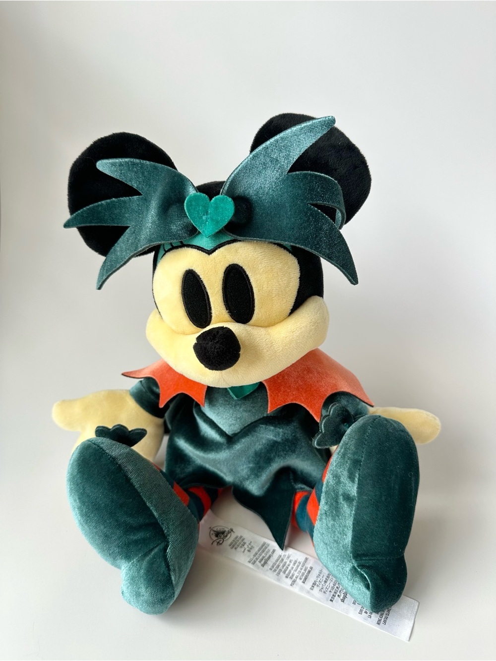 2023 Walt Disney Parks Happy Halloween Minnie Mouse Witch Plush